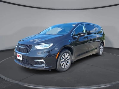 2023 Chrysler Pacifica Plug-In Hybrid Touring L 4DR Mini-Van