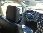2023 Pacifica Plug-In Hybrid Thumbnail 15
