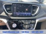 2023 Pacifica Plug-In Hybrid Thumbnail 23