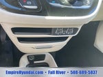 2023 Pacifica Plug-In Hybrid Thumbnail 26