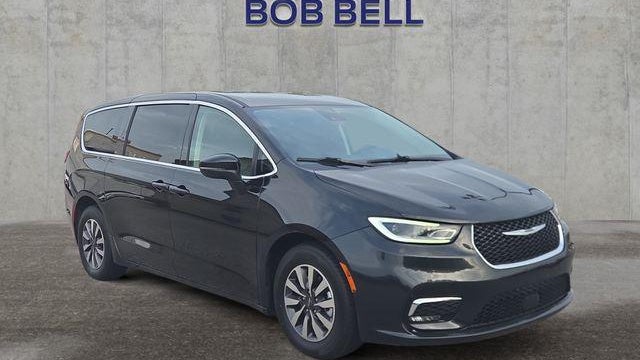 2023 Chrysler Pacifica Plug-In Hybrid Touring L