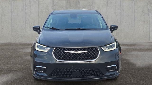 2023 Chrysler Pacifica Plug-In Hybrid Touring L