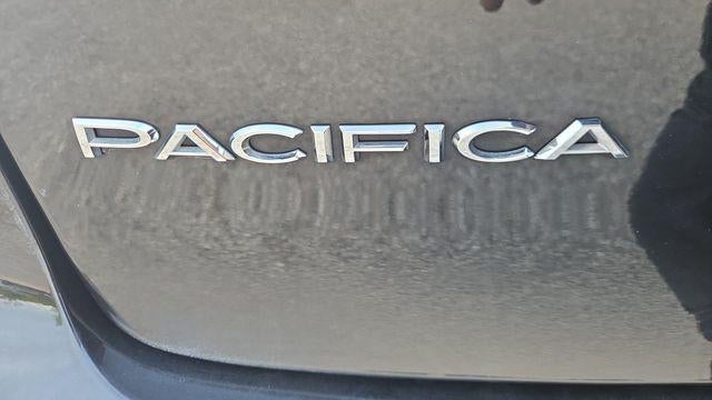 2023 Chrysler Pacifica Plug-In Hybrid Touring L