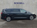 2023 Pacifica Plug-In Hybrid Thumbnail 6