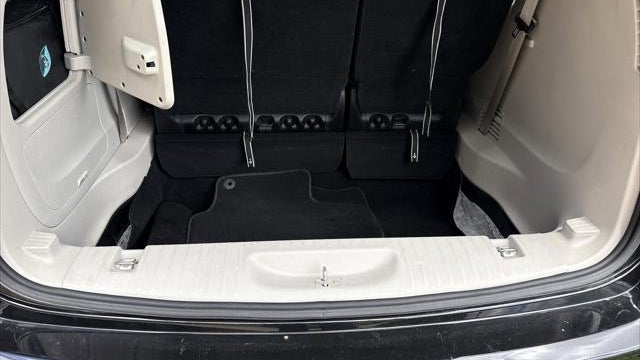 2023 Chrysler Pacifica Plug-In Hybrid Touring L