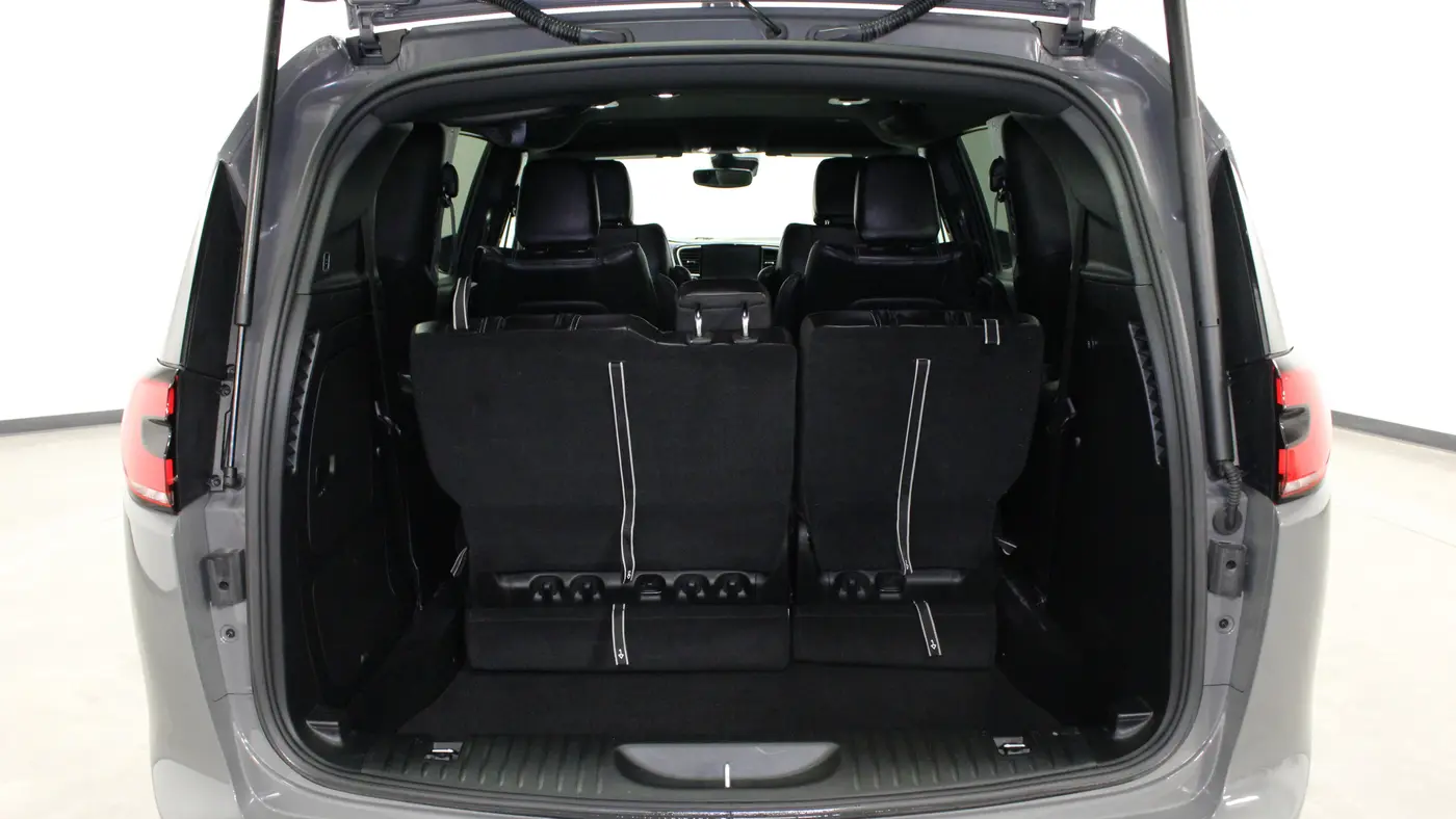 2023 Chrysler Pacifica Plug-In Hybrid Touring L