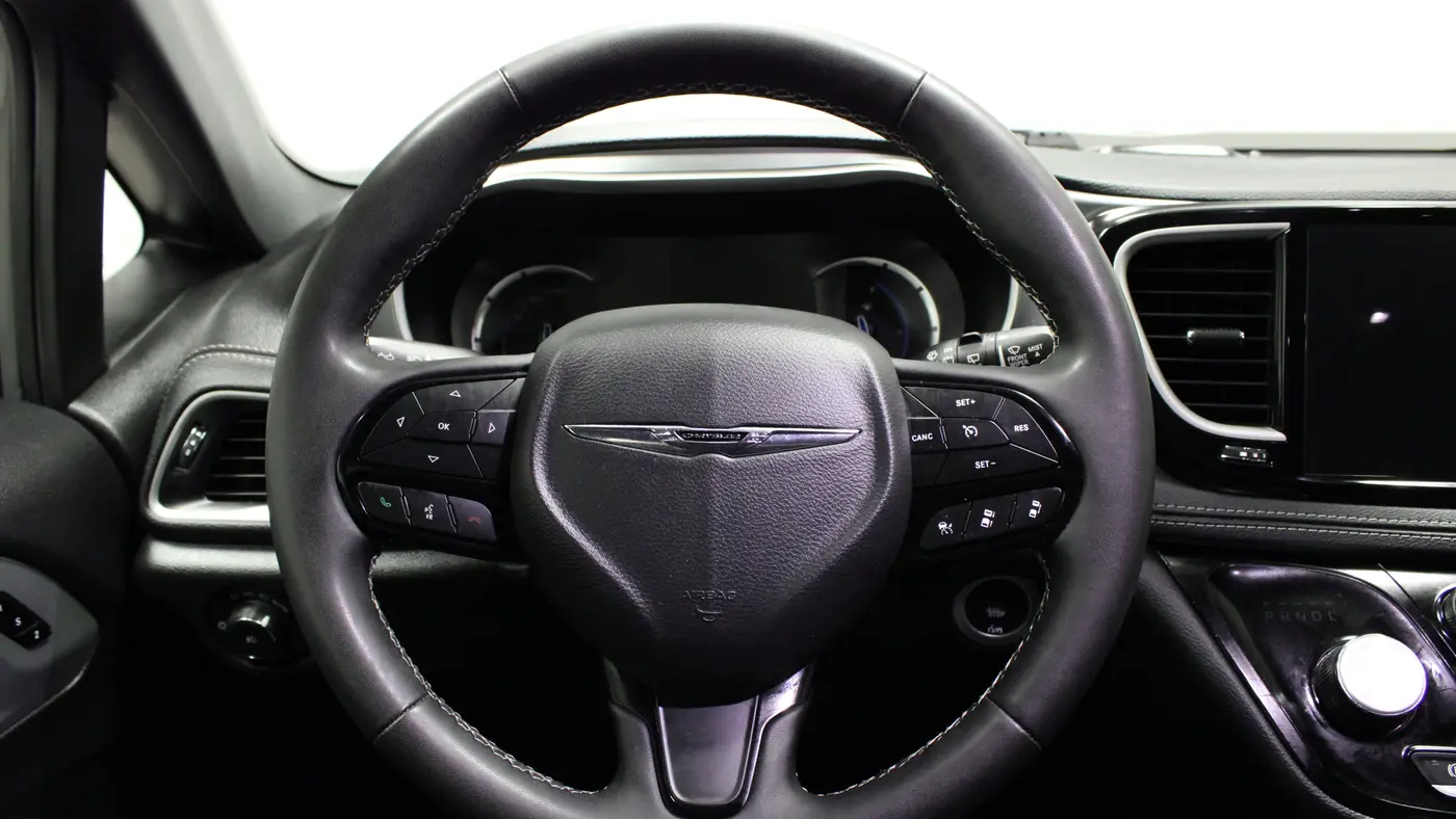 2023 Chrysler Pacifica Plug-In Hybrid Touring L
