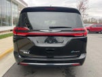 2023 Pacifica Plug-In Hybrid Thumbnail 7