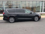 2023 Pacifica Plug-In Hybrid Thumbnail 9