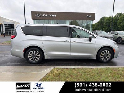 2023 Chrysler Pacifica Plug-In Hybrid Touring L 4DR Mini-Van