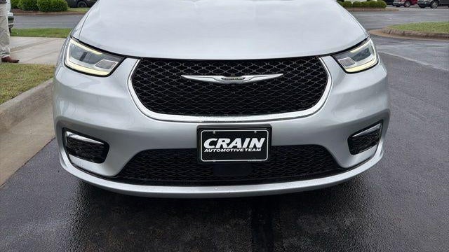 2023 Chrysler Pacifica Plug-In Hybrid Touring L
