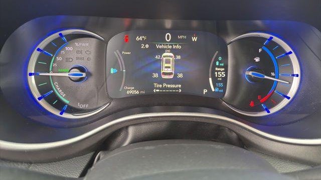 2023 Chrysler Pacifica Plug-In Hybrid Touring L