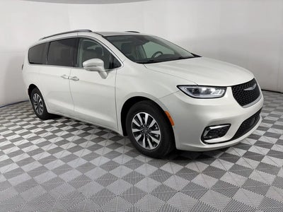2021 Chrysler Pacifica Hybrid Touring L 4DR Mini-Van
