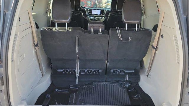 2022 Chrysler Pacifica Hybrid Touring L