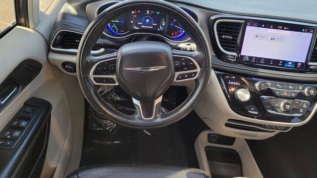 2022 Chrysler Pacifica Hybrid Touring L