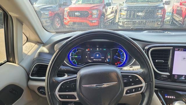 2022 Chrysler Pacifica Hybrid Touring L