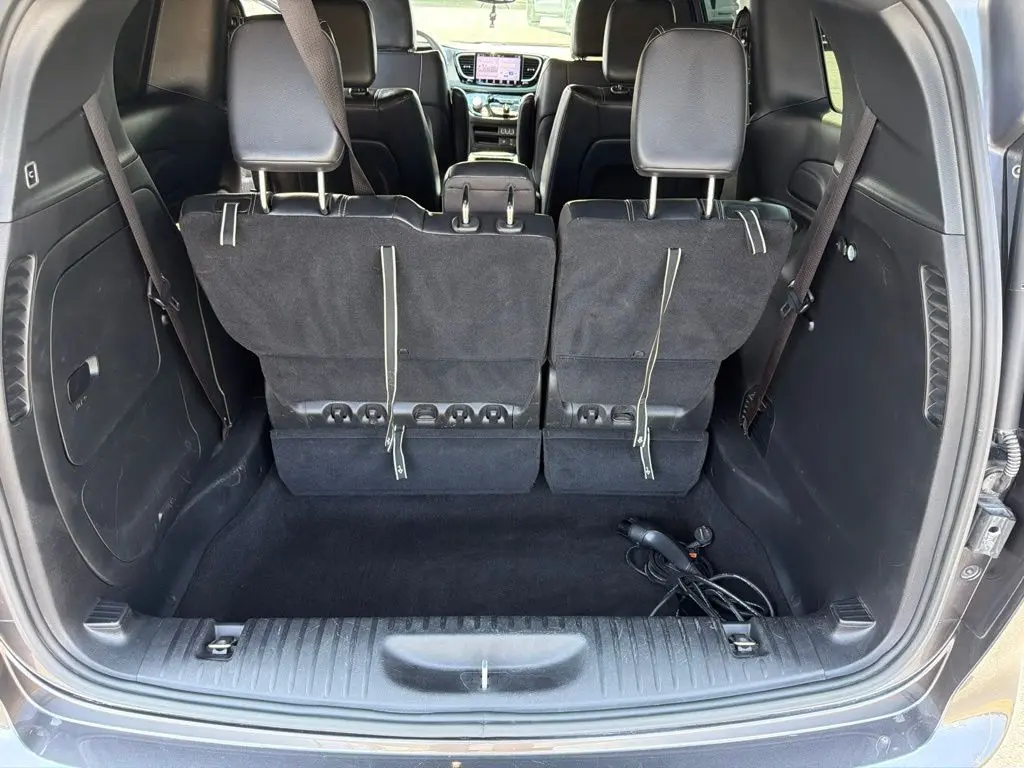 2022 Chrysler Pacifica - $22,248
