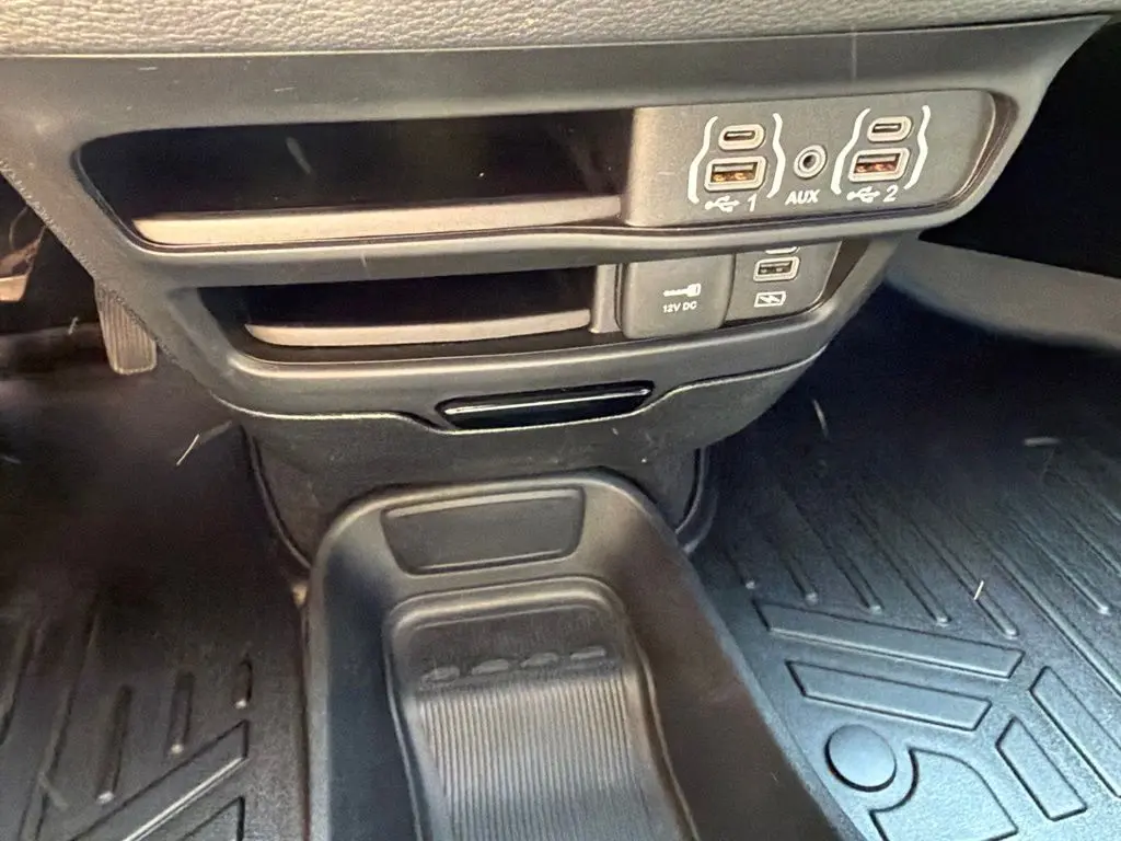2022 Chrysler Pacifica - $22,248