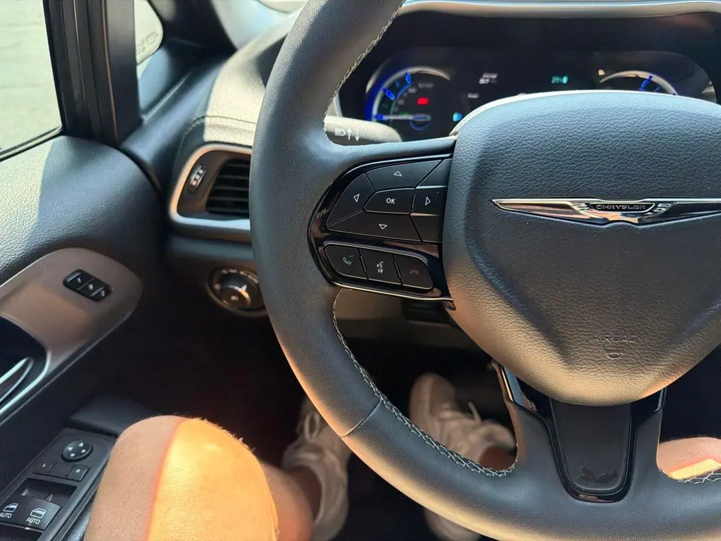 2022 Chrysler Pacifica - $22,248