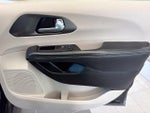 2023 Pacifica Plug-In Hybrid Thumbnail 16