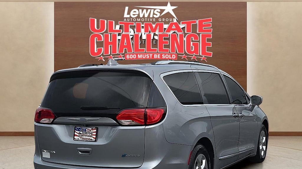 2019 Chrysler Pacifica Hybrid Touring L