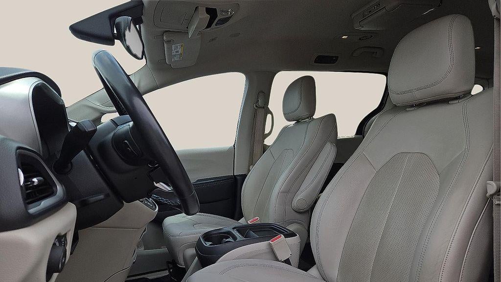 2019 Chrysler Pacifica Hybrid Touring L