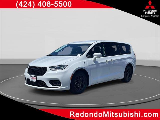2022 Chrysler Pacifica - $26,863