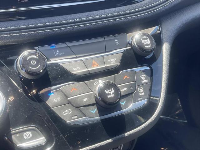 2022 Chrysler Pacifica - $26,863