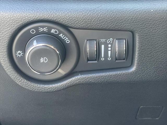2022 Chrysler Pacifica - $26,863