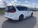 2023 Pacifica Plug-In Hybrid Thumbnail 5