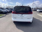 2023 Pacifica Plug-In Hybrid Thumbnail 6