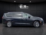 2021 Pacifica Hybrid Thumbnail 7