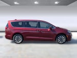 2022 Pacifica Hybrid Thumbnail 6