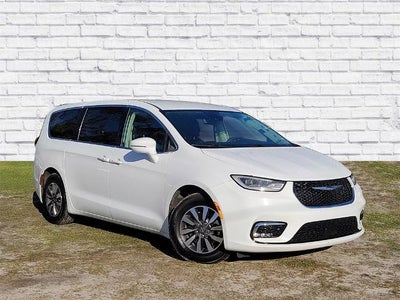 2022 Chrysler Pacifica Hybrid Touring L 4DR Mini-Van