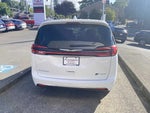 2022 Pacifica Hybrid Thumbnail 4