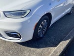 2022 Pacifica Hybrid Thumbnail 7