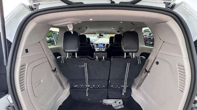 2023 Chrysler Pacifica Plug-In Hybrid Touring L