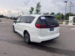 2023 Pacifica Plug-In Hybrid Thumbnail 4