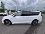 2023 Pacifica Plug-In Hybrid Thumbnail 7