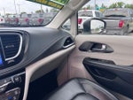 2023 Pacifica Plug-In Hybrid Thumbnail 16
