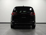 2023 Pacifica Plug-In Hybrid Thumbnail 4