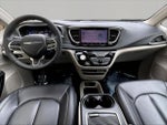 2023 Pacifica Plug-In Hybrid Thumbnail 7