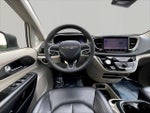 2023 Pacifica Plug-In Hybrid Thumbnail 8