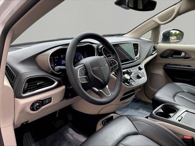 2023 Chrysler Pacifica - $18,475