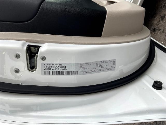 2023 Chrysler Pacifica - $18,475