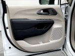 2023 Pacifica Plug-In Hybrid Thumbnail 20
