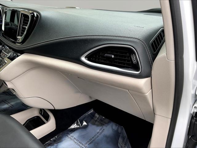 2023 Chrysler Pacifica - $18,475