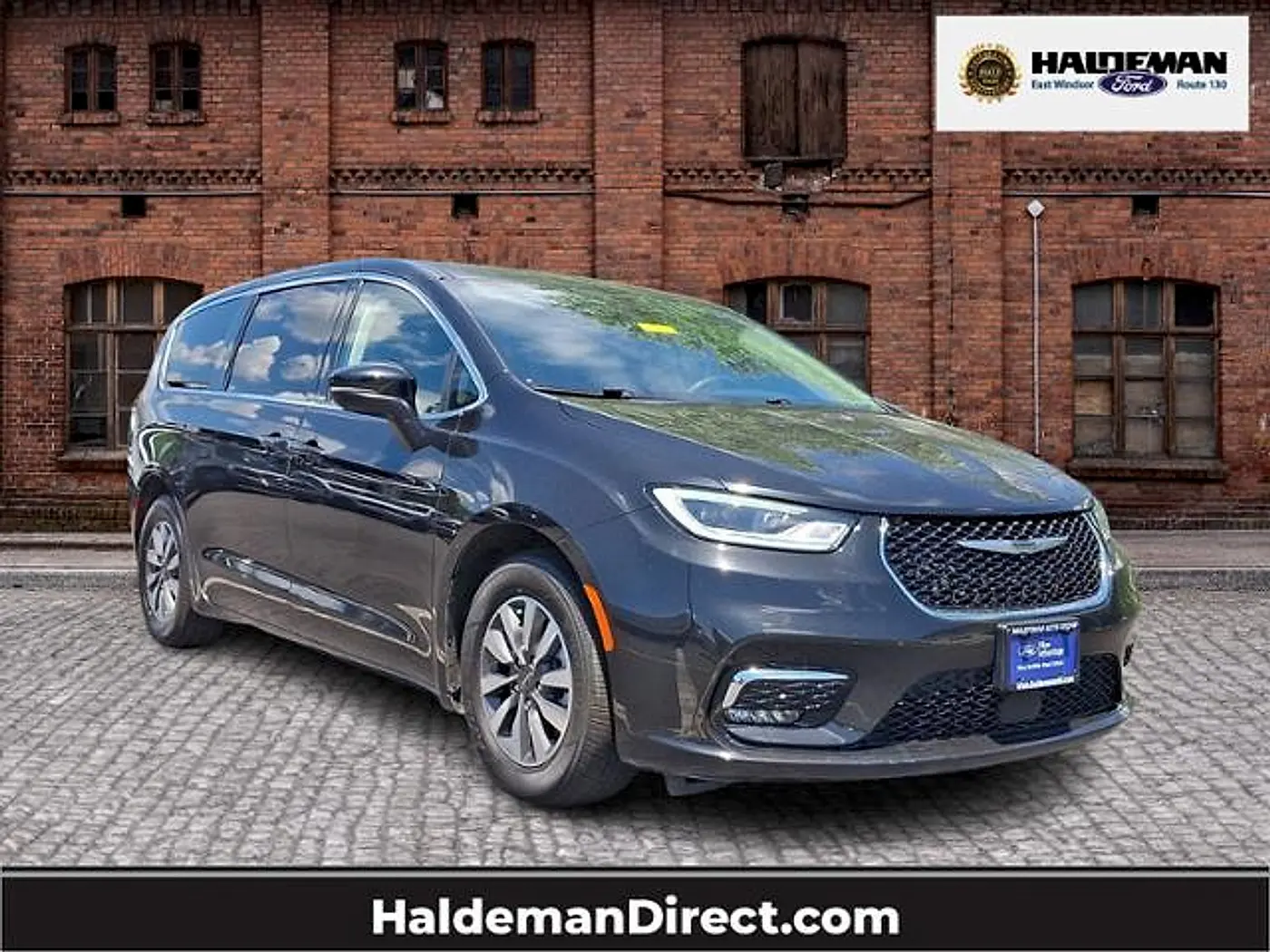 2023 Chrysler Pacifica - $22,988