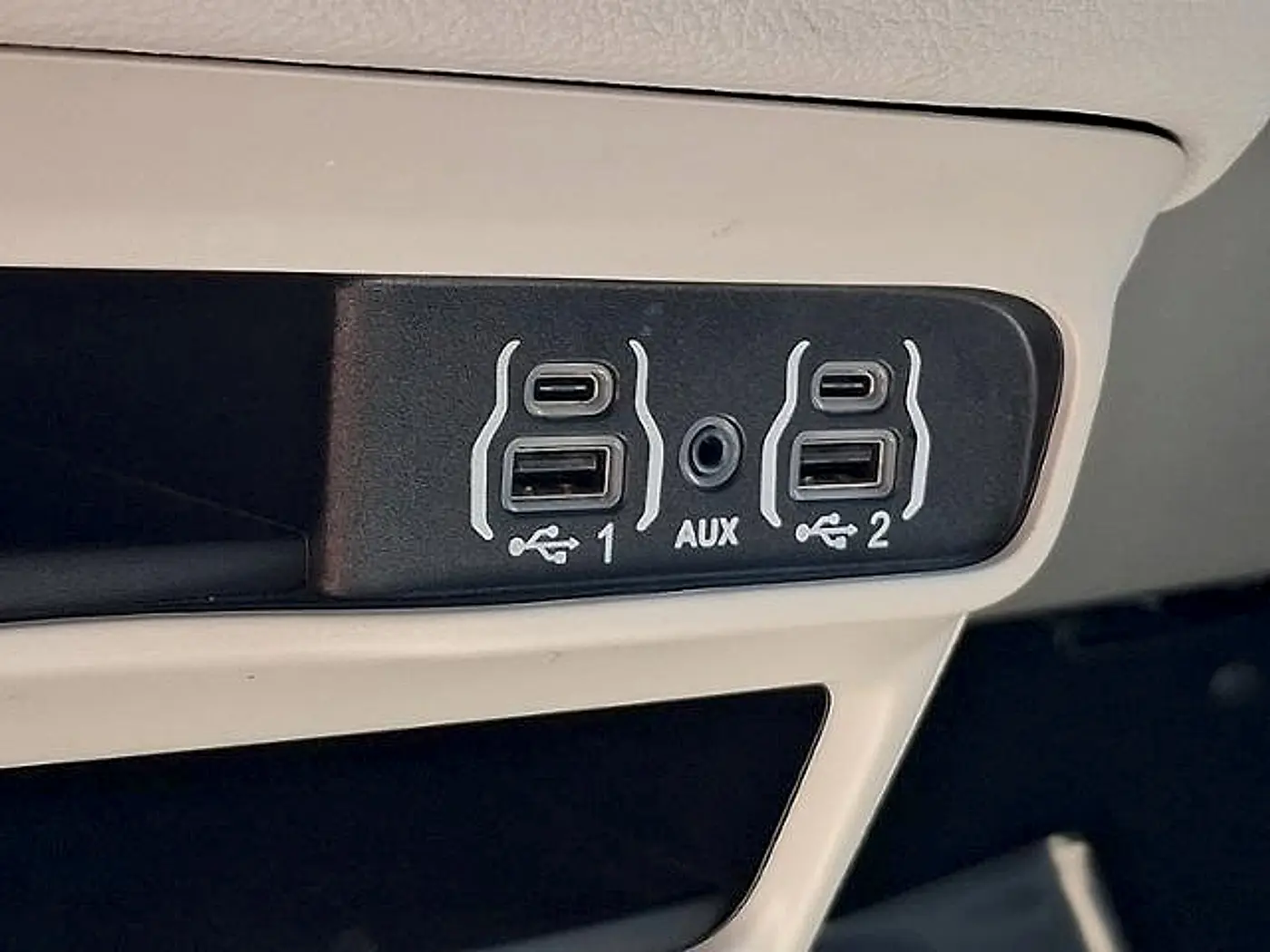 2023 Chrysler Pacifica - $22,988