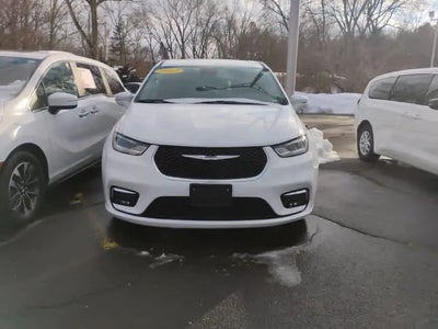 Photo of a 2022 Chrysler Pacifica Hybrid Touring L 4DR Mini-Van for sale